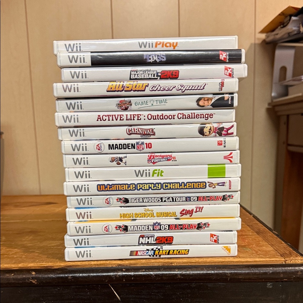 Wii Game Collection - White Cases